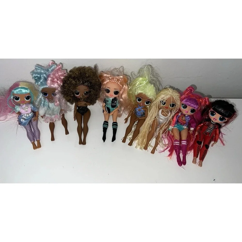 (32/b53)LOL Surprise OMG Doll Lot of 8Dolls With Clothes